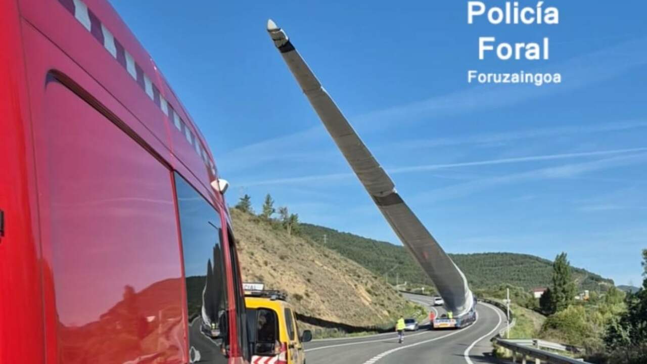 Importantes retenciones en una carretera que une dos pueblos de Navarra: la Policía Foral explica los motivos