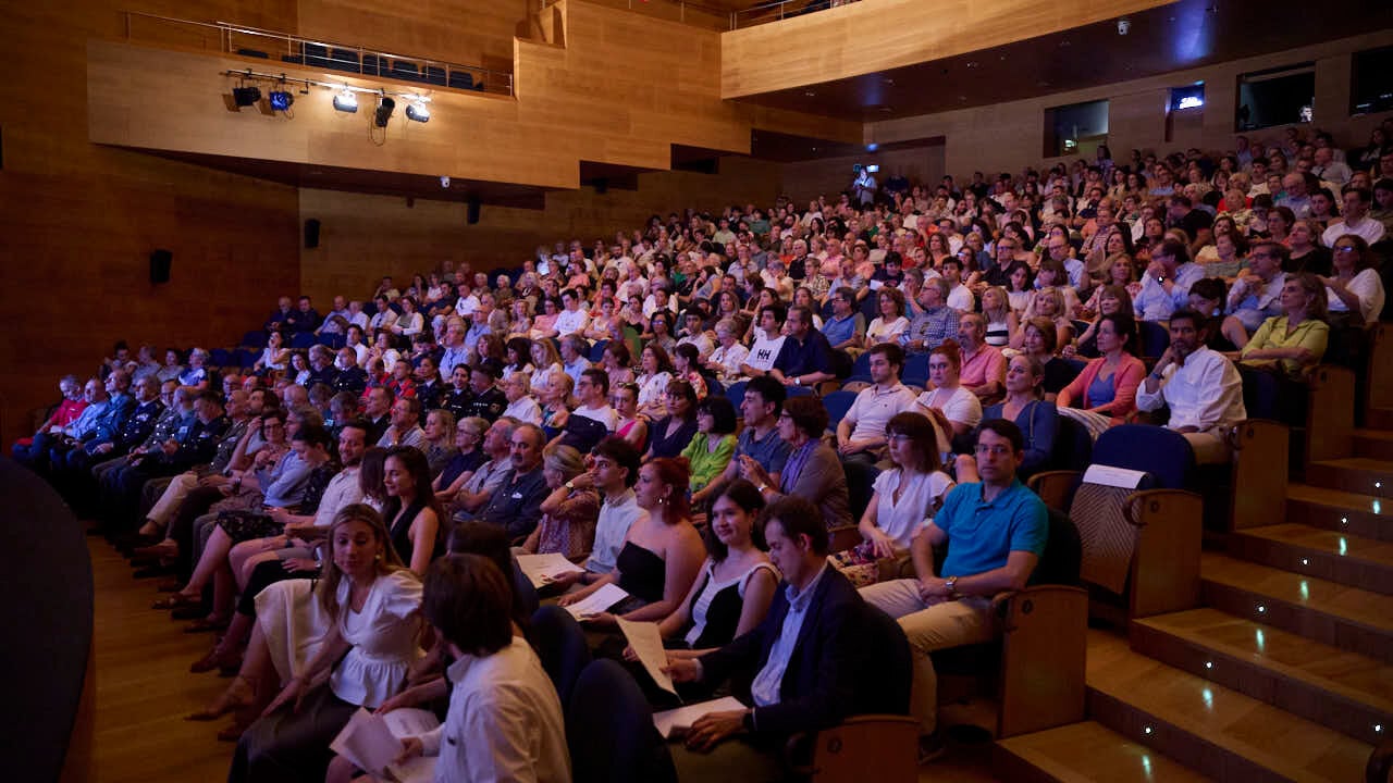 Estreno del documental 'Los nietos del silencio' , que narra el testimonio de tres nietos de v&iacute;ctimas mortales de ETA, seguido de una mesa redonda con los protagonistas del documental y el equipo del proyecto. PABLO LASAOSA