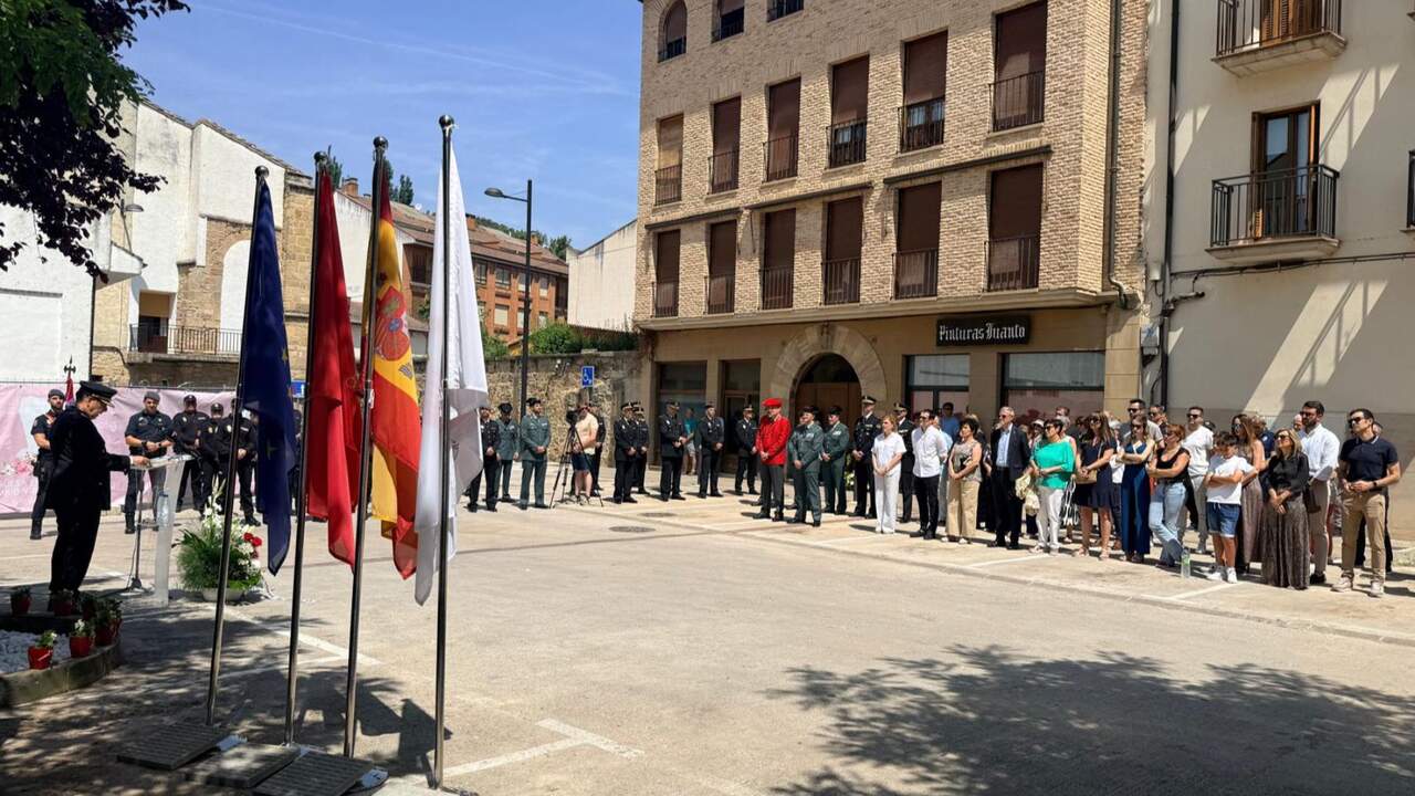 Sangüesa recuerda a los policías Julián Embid y Bonifacio Martín 23 años después de su asesinato por ETA