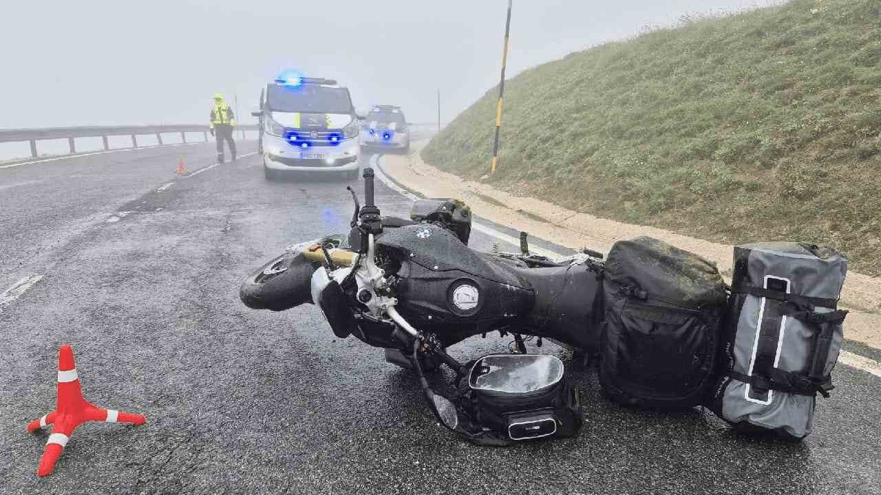 Tragedia en Navarra: muere un motorista en Navarra tras salirse de la carretera y caer por un terraplén