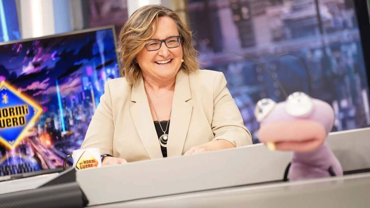 La periodista navarra de El Hormiguero que se ha lanzado a contar los episodios más locos de la historia