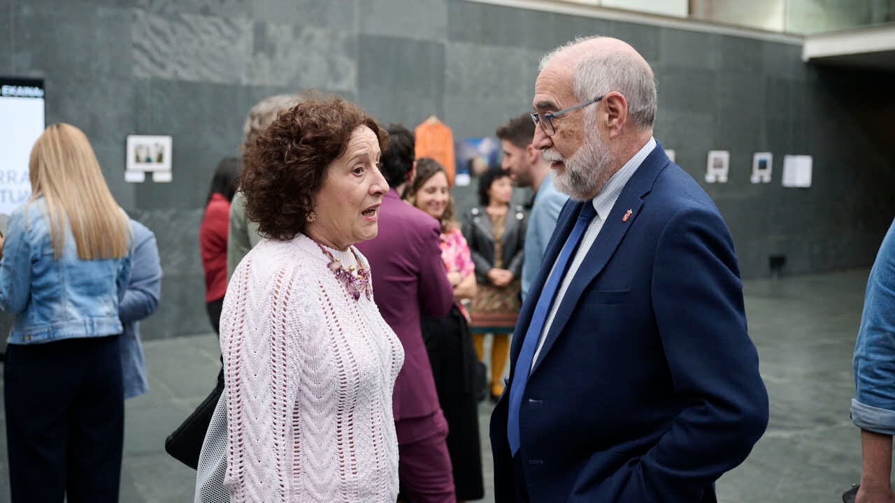 Bronca entre los socios de Chivite: Domínguez afea a los socialistas que se pongan 