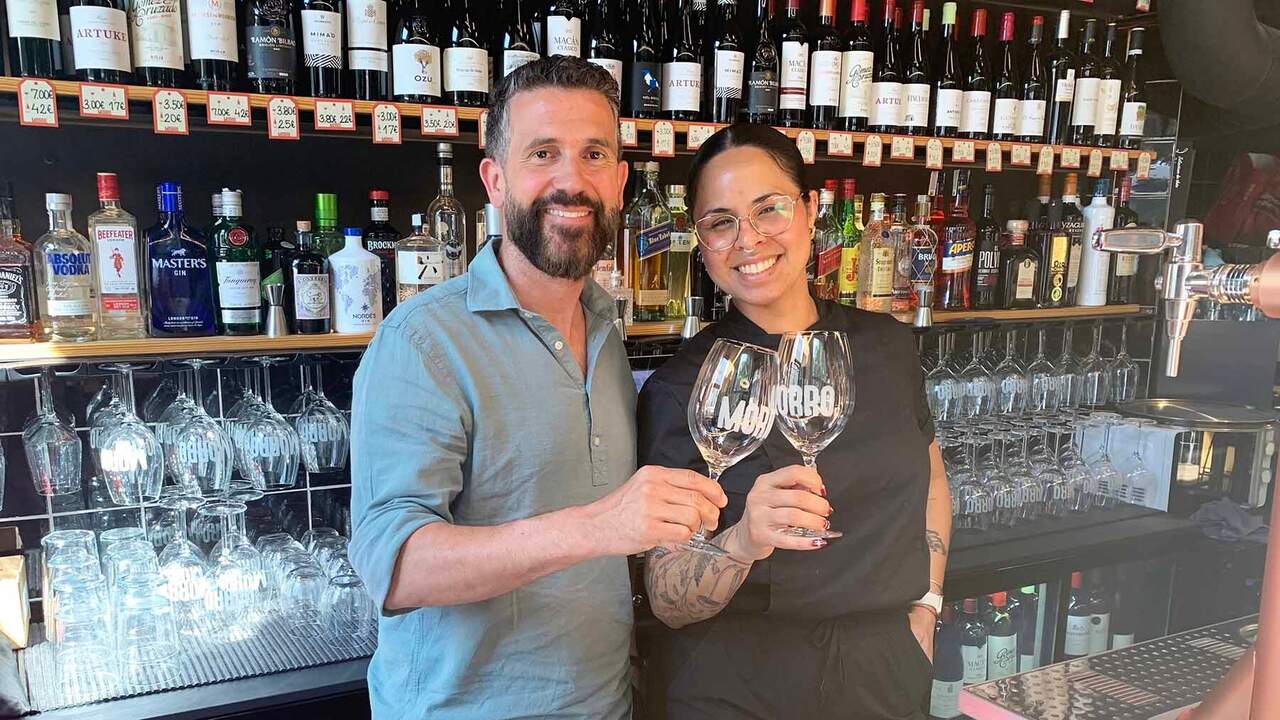 El bar de Pamplona que afronta su primer San Fermín con una propuesta “muy ambiciosa de vinos y calidad”