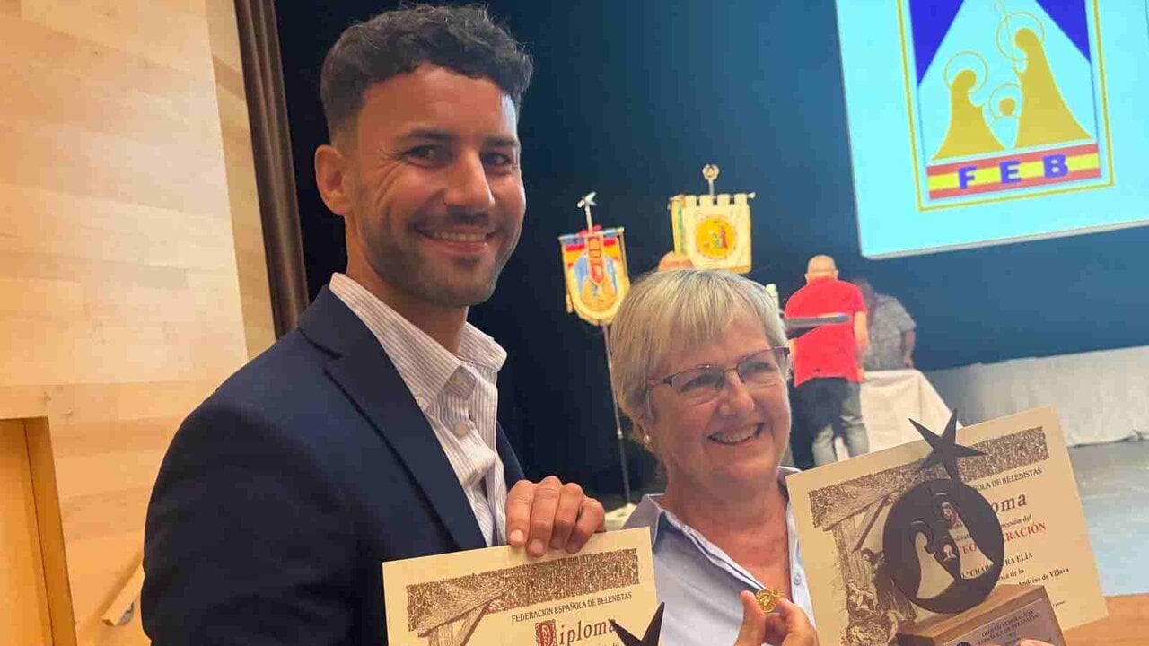 Dos belenistas navarros conquistan el mayor galardón de España en el Congreso Nacional