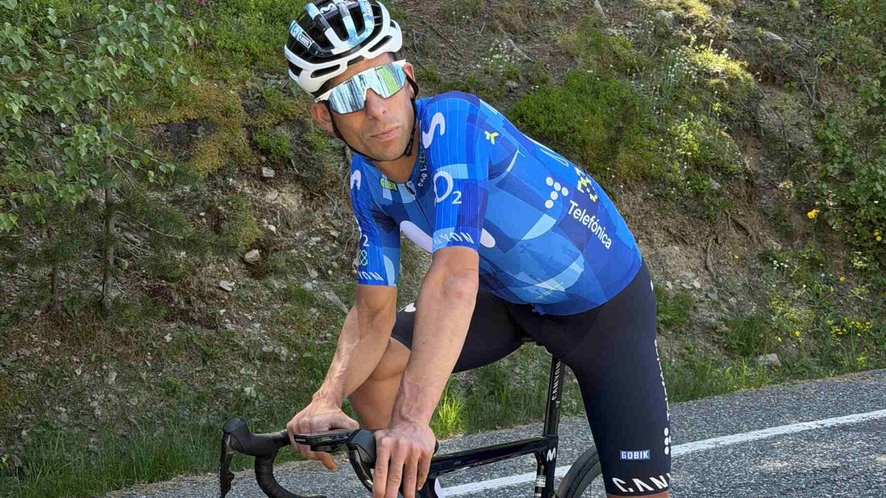 El rompedor maillot de Movistar Team para el Tour de Francia que arranca en Barcelona