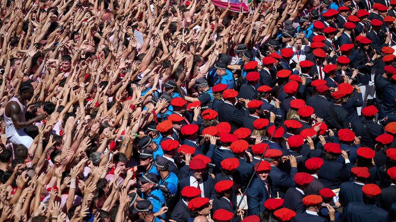 VÍDEO | Esto es lo que pasa cuando estalla el Chupinazo de San Fermín en Pamplona: 