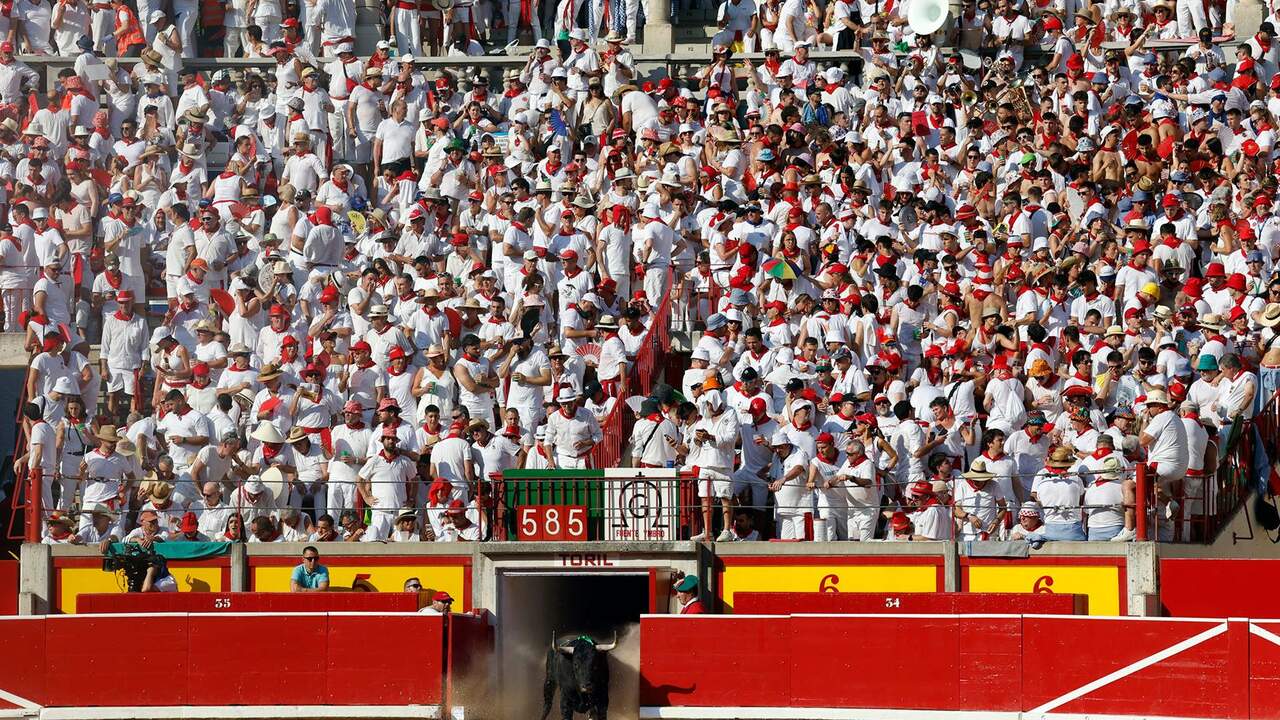 Los secretos de la Plaza de Toros de Pamplona, el lugar donde San Fermín se vive entre toros, merienda y cuadrilla
