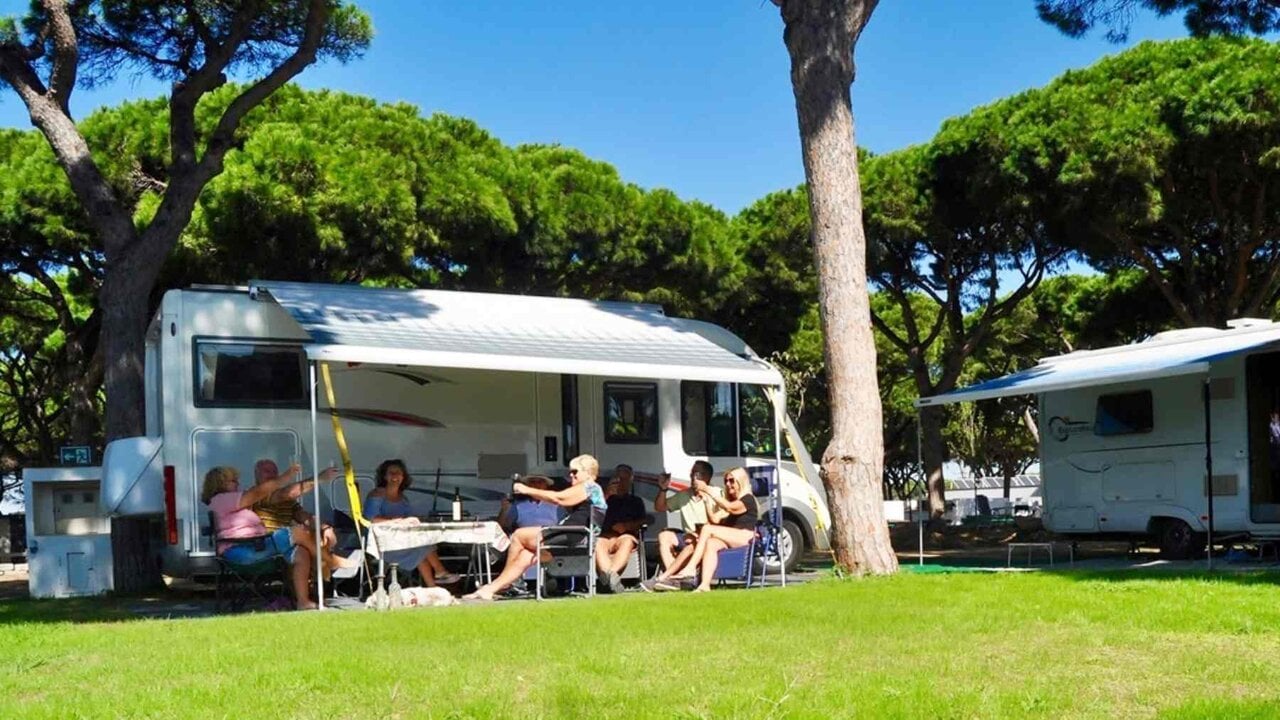 Los campings más cercanos a Pamplona para descansar del ruido de las fiestas de San Fermín
