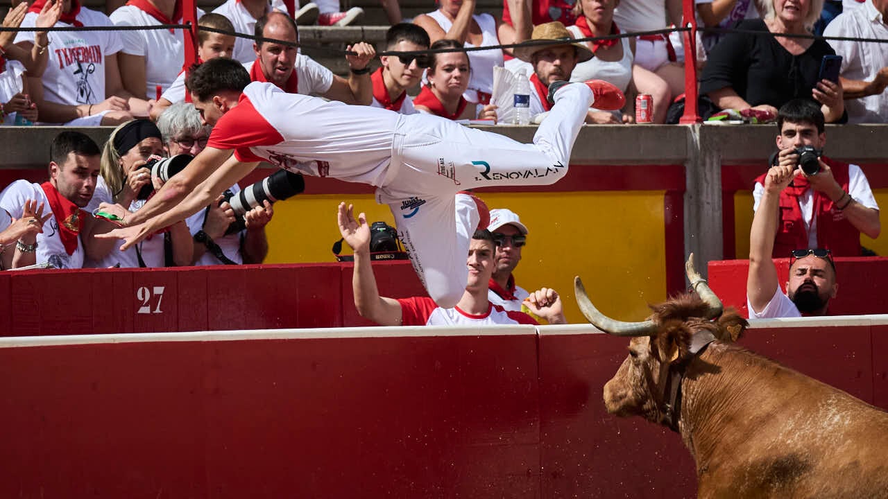 Concurso de anillas enla Plaza de Toros de Pamplona durante San Ferm&iacute;n 2026. PABLO LASAOSA