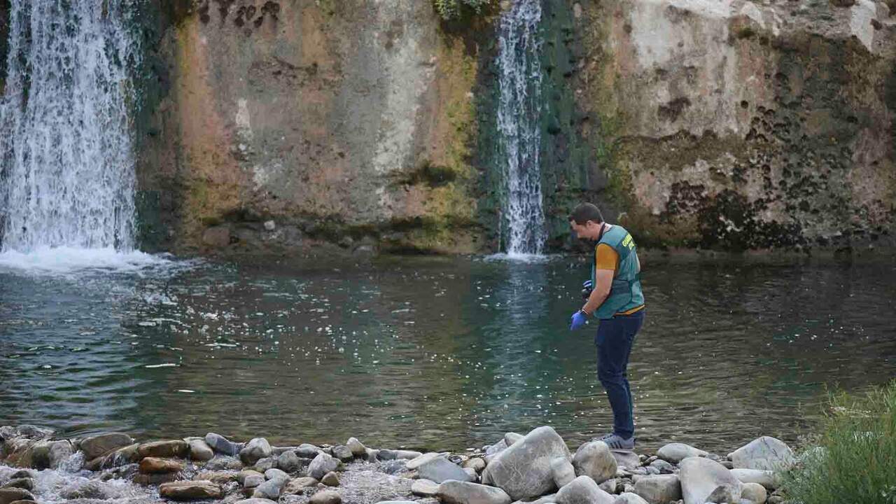 La alcaldesa de Roncal, tras la muerte de la madre y sus dos hijos: 