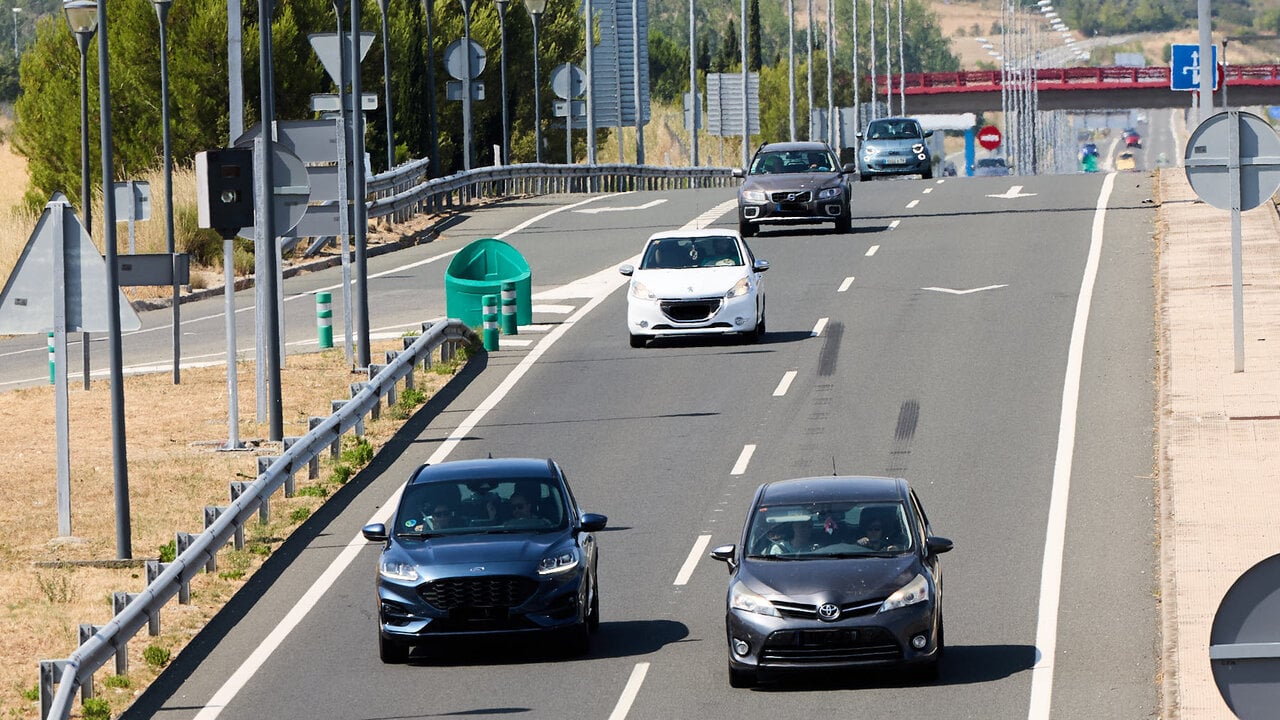 Instalan un nuevo radar junto a una de las entradas a Pamplona: estas serán las multas si superas los 80 km/h