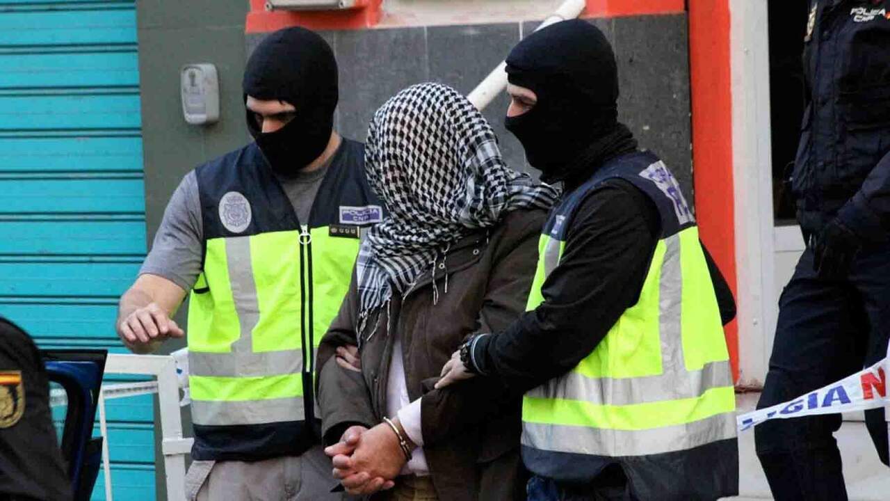 Cuatro bajas y dos denuncias por presunto acoso: los sindicatos señalan a un superior de Policía Nacional en Pamplona
