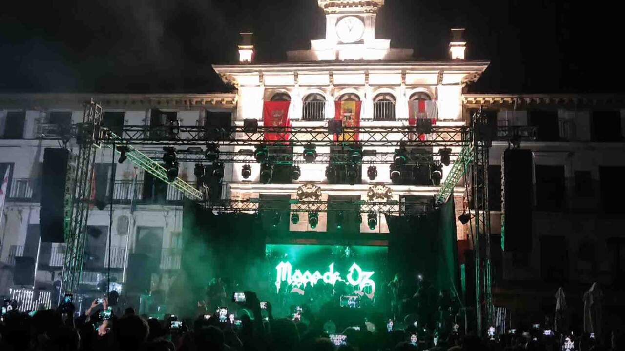 La policía interviene en Tudela ante un hombre que intentaba reventar el concierto del grupo Mago de Oz