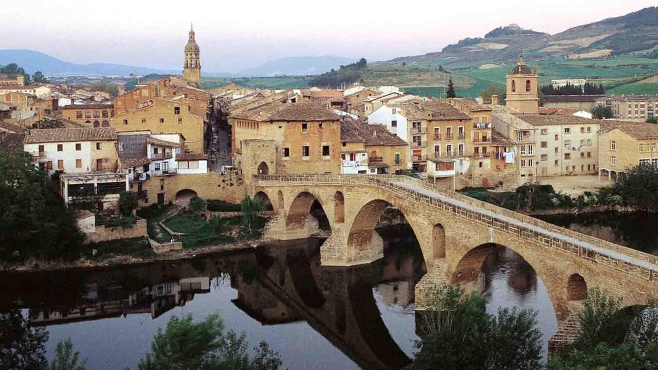 El rincón de Navarra que convertirá tres sábados de agosto en noches de jazz bajo un puente románico