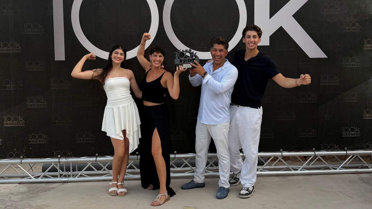 María y Norbey celebran el Premio 100K a Ravel, un reconocimiento al crecimiento de su proyecto nacido en Pamplona
