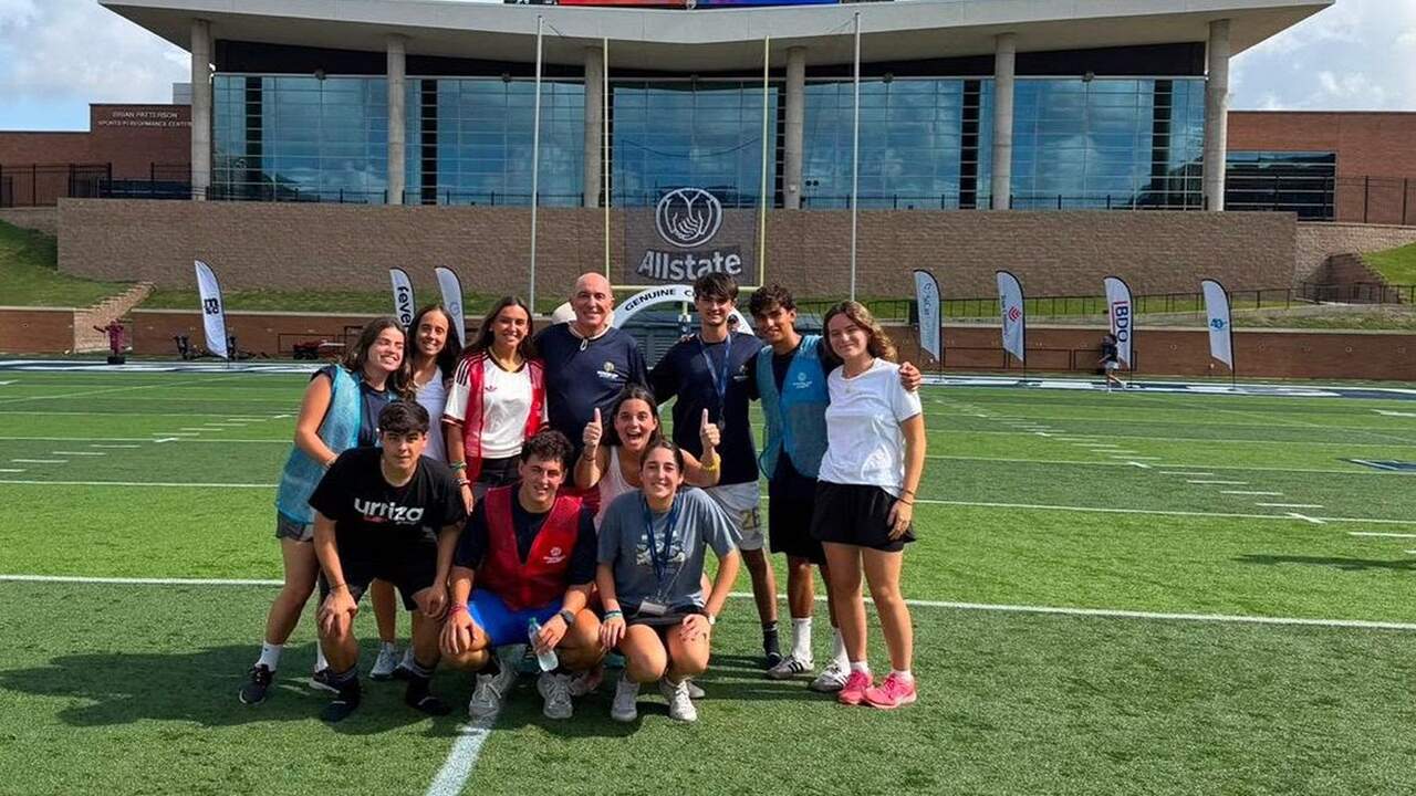 Una experiencia que deja huella: alumnos de la Universidad de Navarra participan en la mayor cita del fútbol inclusivo