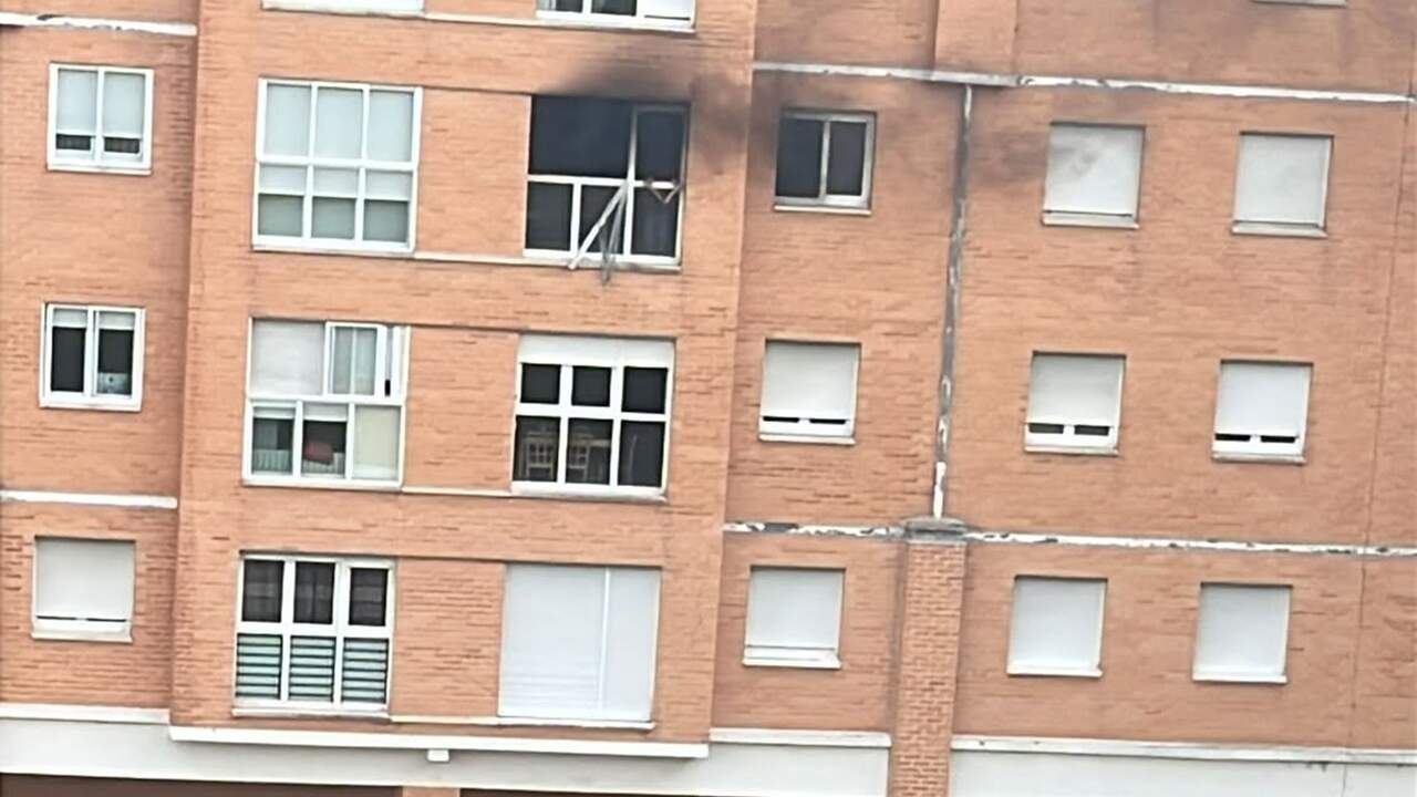 Un niño de 10 años salta desde la ventana de su casa en llamas en Burlada