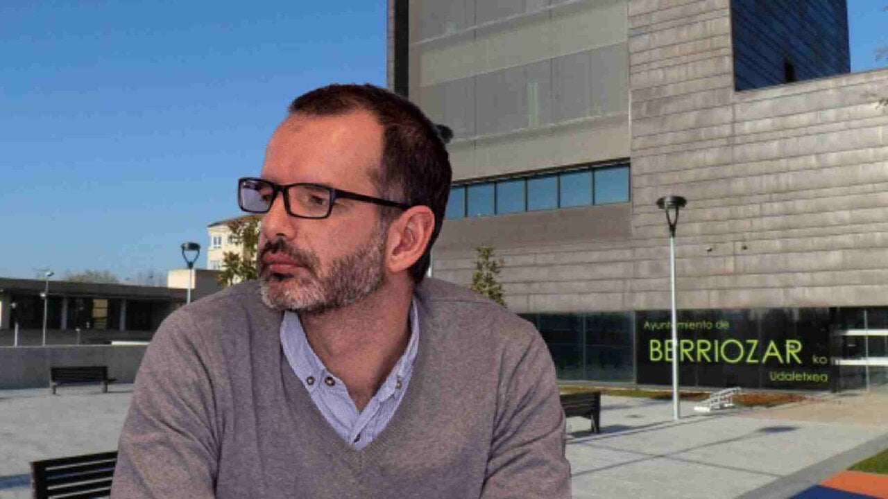 Pataleta e insultos a Navarra.com del concejal podemita de Berriozar tras quedarse sin argumentos en el pleno
