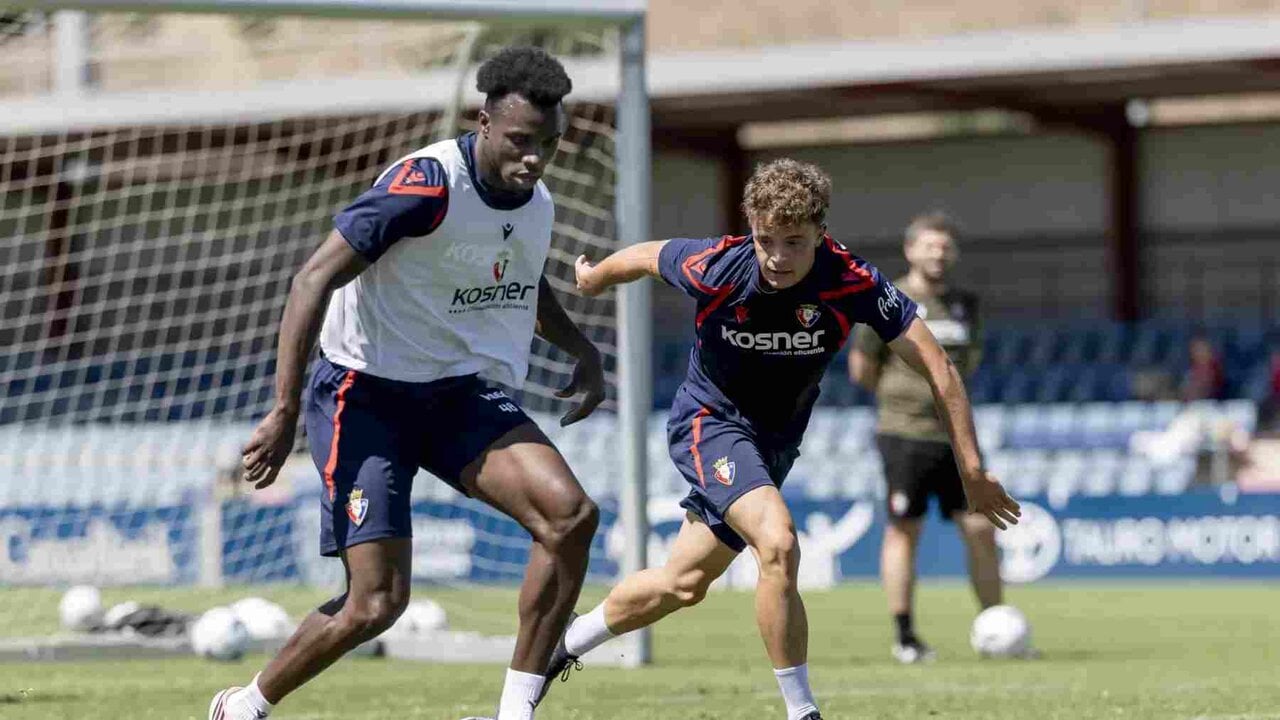 El 'culebrón' del papeleo llega a su fin: Osasuna inscribe por fin a Rockson Yeboah en LaLiga
