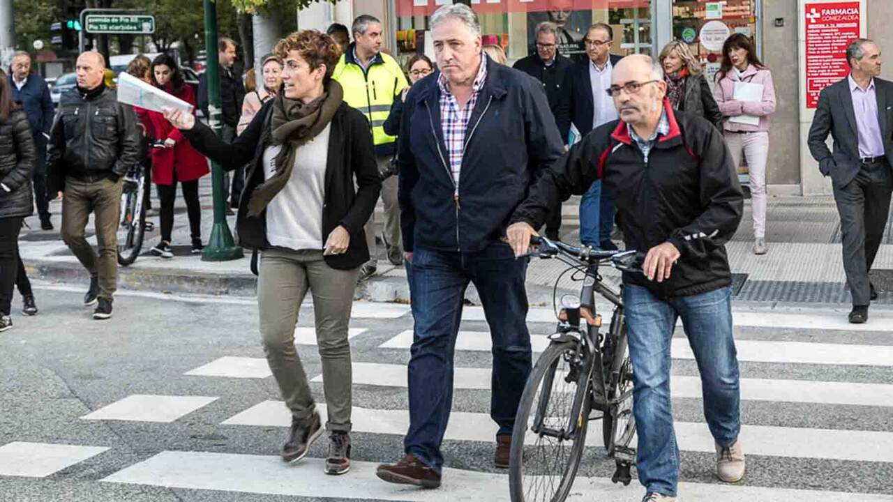 Asiron sigue imponiendo su modelo de carriles bici en Pamplona y ahora va a por el último tramo de Pío XII