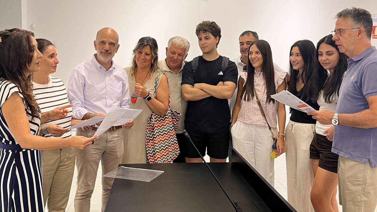La Ribera se planta contra el ministro Puente y lleva a los ayuntamientos la batalla para recuperar la parada de tren en Tudela