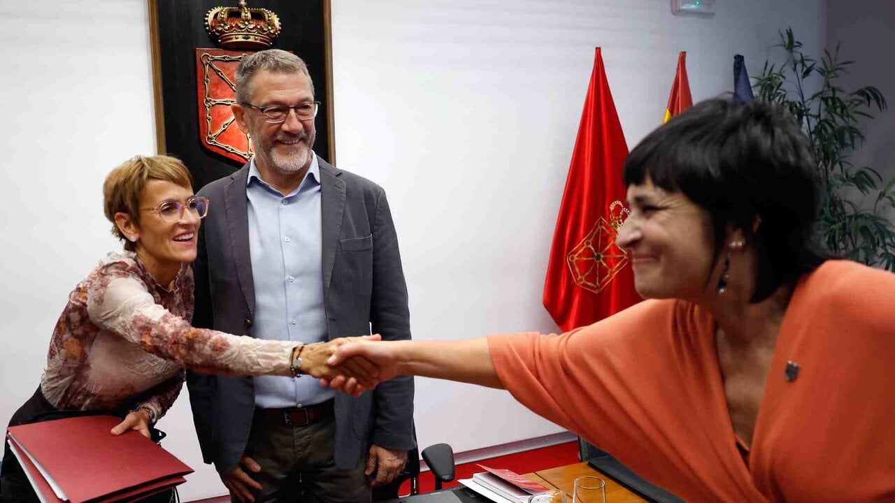 Los socios nacionalistas de Chivite abren una brecha en el Gobierno de Navarra por el 112 y el futuro de la Policía Foral