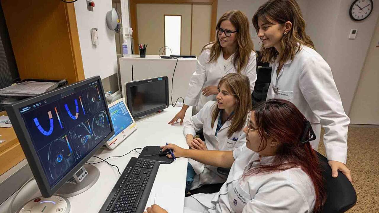 Médicos de Navarra estudian una señal invisible del corazón que puede aparecer durante el tratamiento contra el cáncer