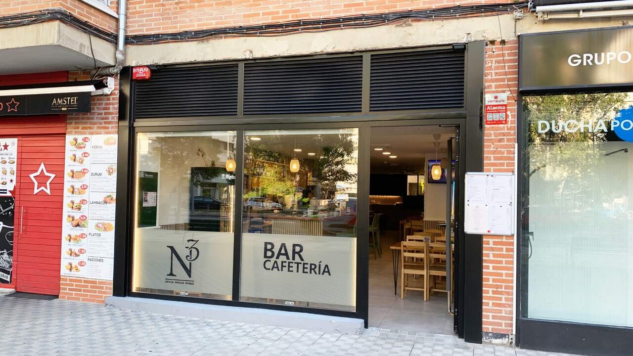Fachada del bar N al cubo en Pamplona. Navarra.com