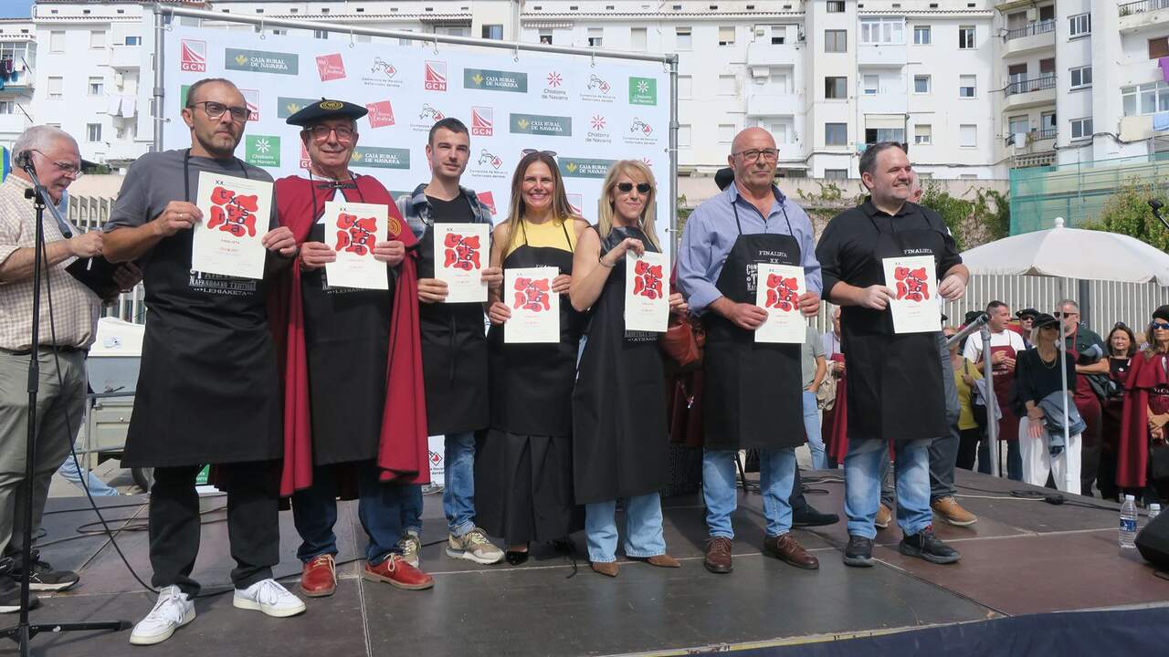 La gran fiesta de la chistorra reúne en Pamplona a 36 artesanos y corona a los tres mejores elaboradores de Navarra