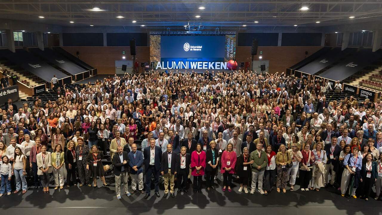 Un regreso a las aulas tras 50 años: el encuentro en la Universidad de Navarra que ha reunido a 1.000 antiguos alumnos