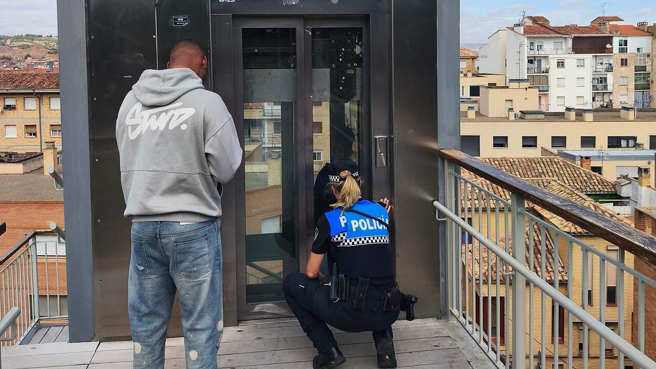 Un niño de 11 años queda atrapado en un ascensor de Tudela: estaba asustado y no podía comunicarse en español