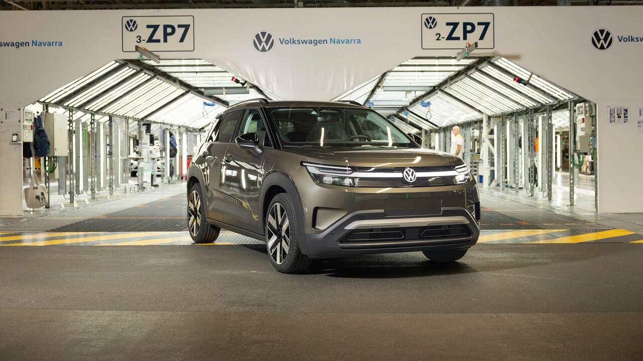 Volkswagen presenta en Pamplona su nuevo coche eléctrico con una gran fiesta abierta al público y gratis