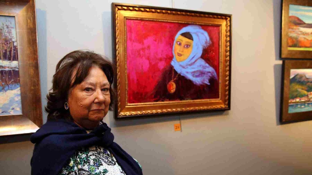 Luto en el arte navarro: fallece a los noventa años la pintora Gloria Ferrer, última alumna de Javier Ciga