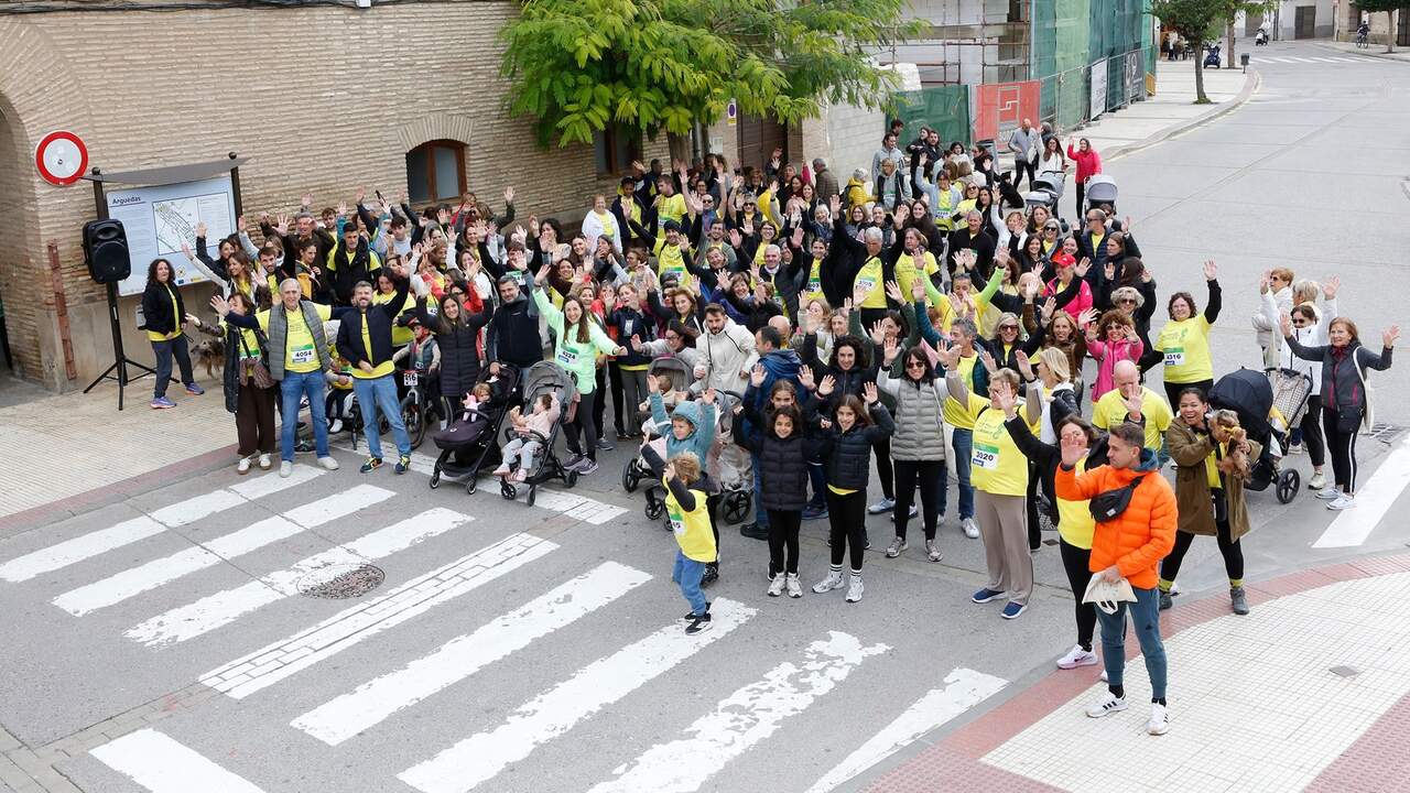 Arguedas se vuelca contra el cáncer: la marcha solidaria recauda 3.000 euros y bate récord de participantes