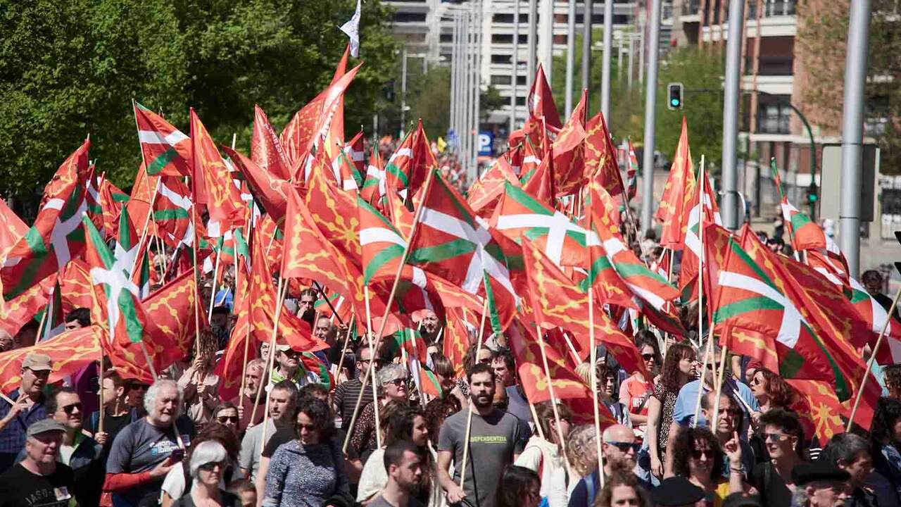 La izquierda abertzale trabaja en un partido alternativo a EH Bildu contra la inmigración masiva al estilo de Alianza Catalana