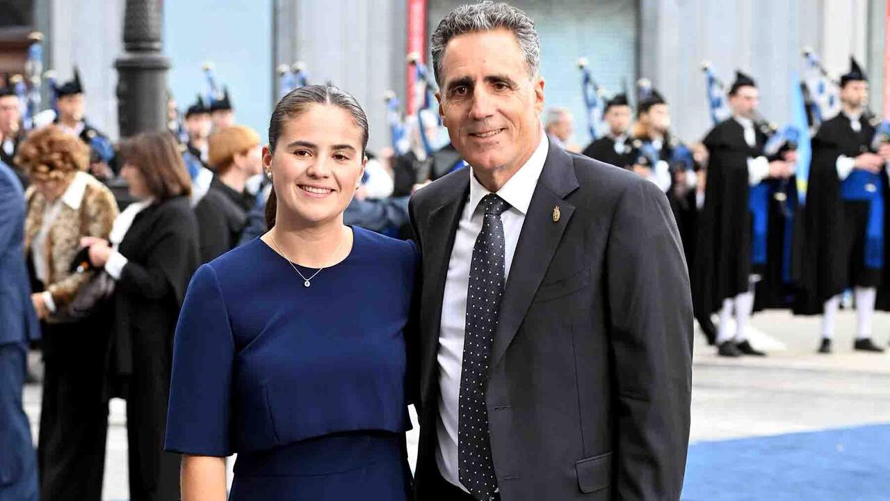 Miguel Induráin (62 años) reaparece junto a su hija Ana en una noche muy especial: así es la joven investigadora