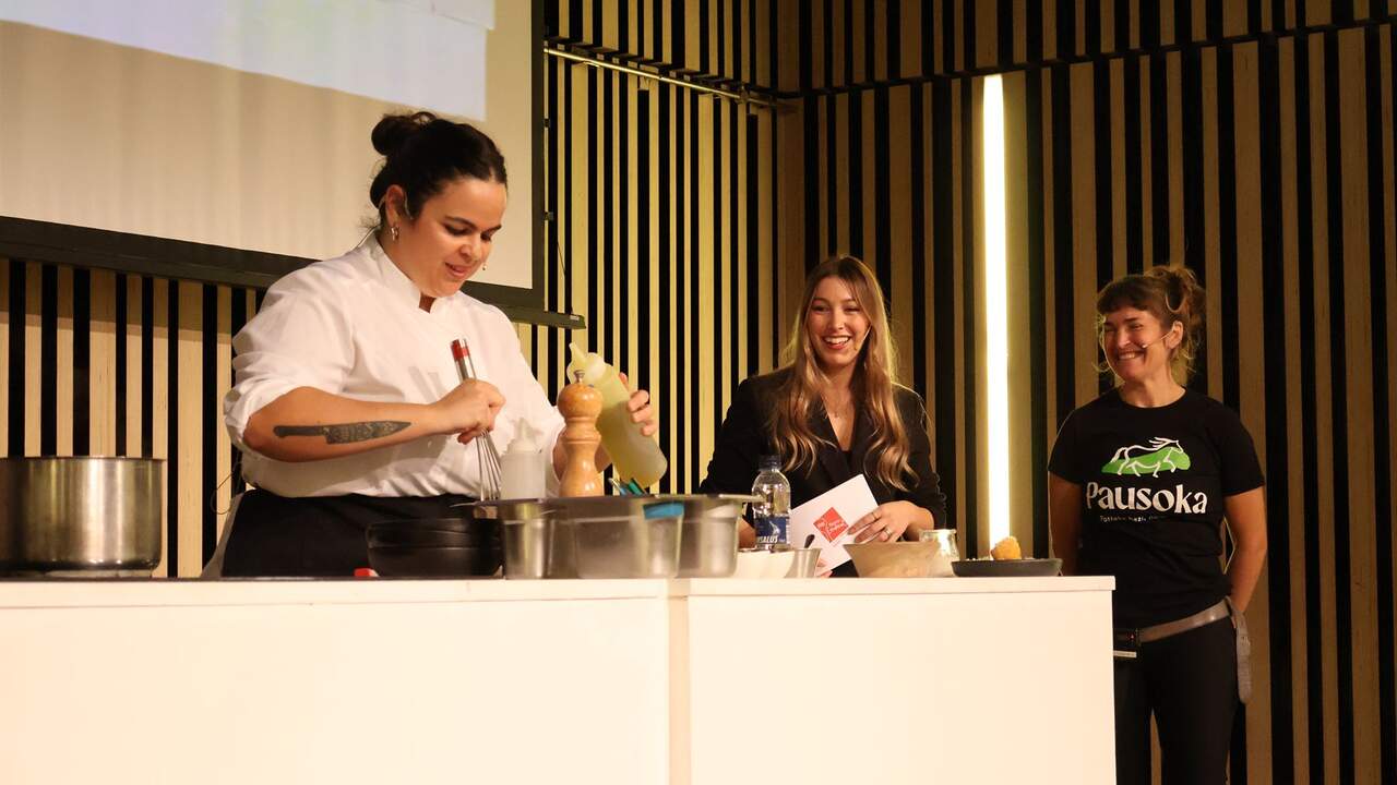 Los jóvenes cocineros descubren el origen de los productos navarros en una jornada con elaboraciones en directo